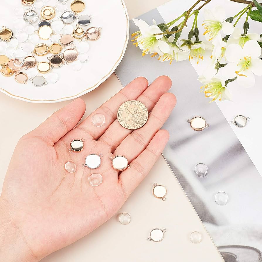 UNICRAFTALE 36個 3色 2種 トレイ10/12mm カボションコネクターセッティング 40個 対応透明ガラスカボション付き 304ステンレス製リンクコネクタ ミール皿 ステンレス カメオ台 台座 メタルチャーム メタルコネクタ ブレスレット作り ジュエリー作り ネックレス用